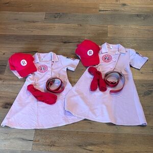 A League of Their Own Rockford Peach Costume